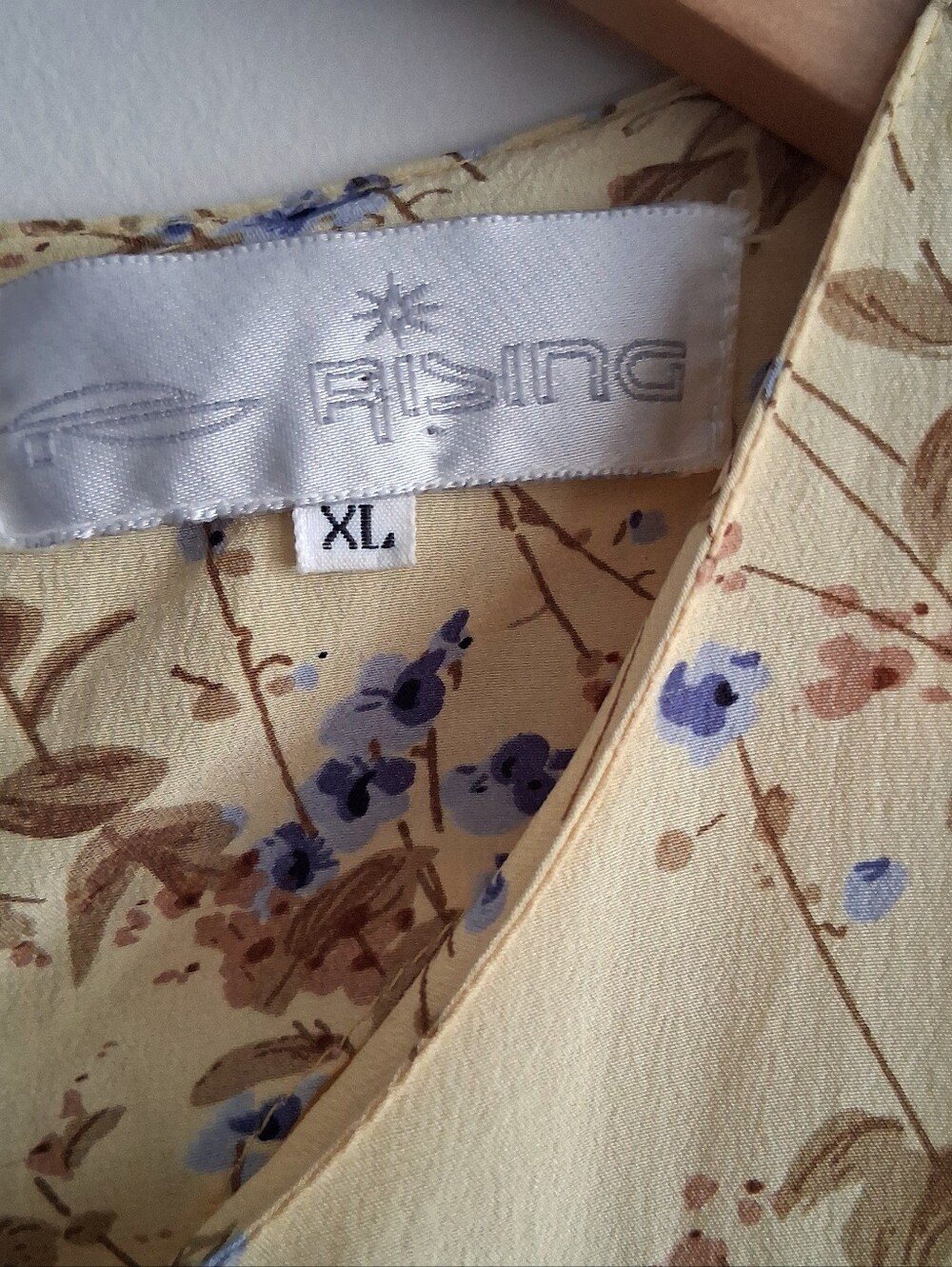 100% Silk 80s Yellow Floral Dress Sz Large Fits Like US 10 Great Condition - Picture 8 of 10